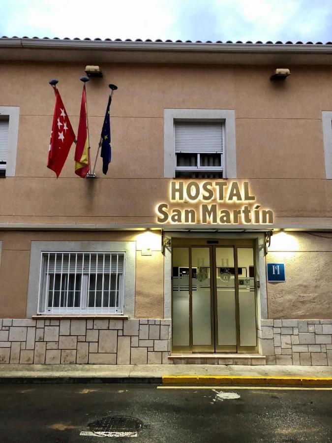 Hostal San Martin San Martin De La Vega Exterior photo